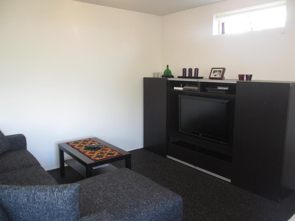 Ártún Apartment Höfn Habitación foto